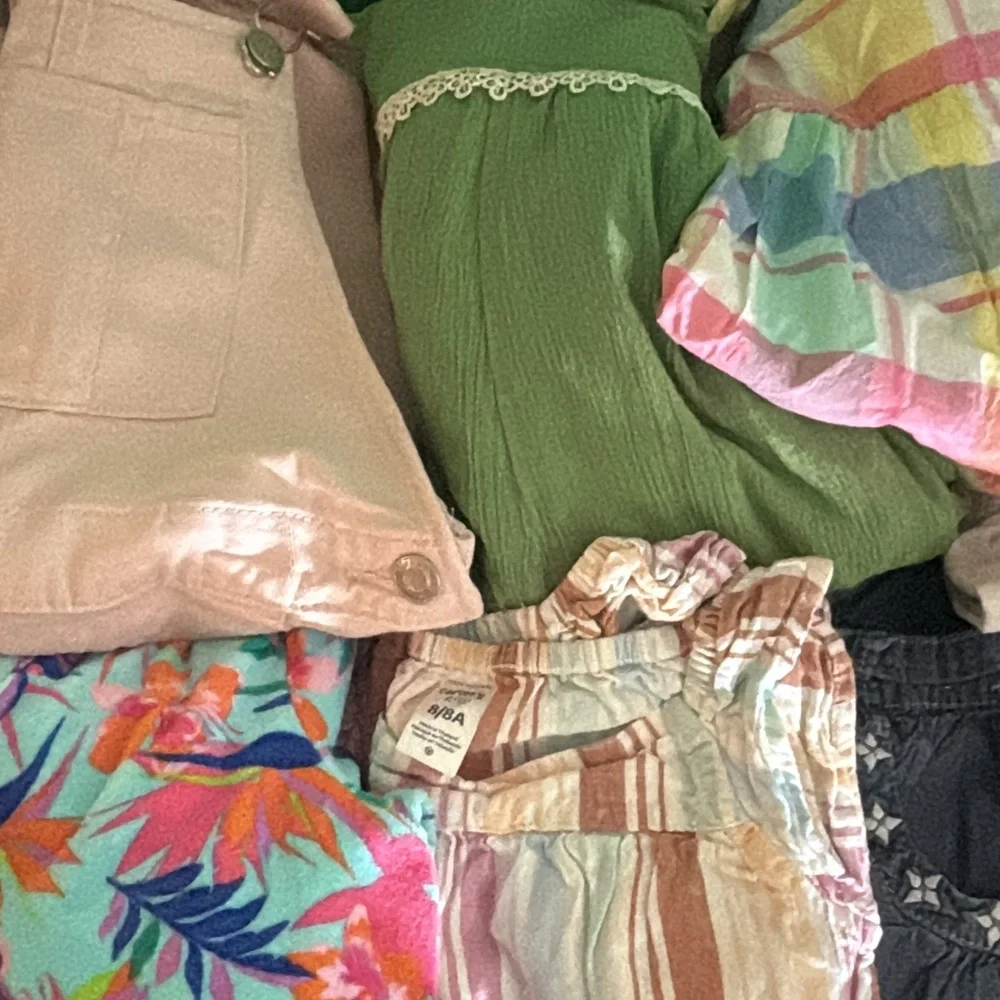 LOT BUNDLE GIRLS clothes sizes 6X-8 yrs 20
pieces good condition brand names/ - Picture 1 of 7